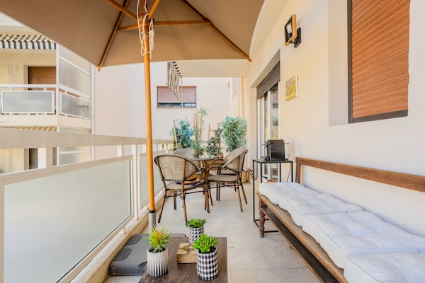 Foto van Licht appartement met airconditioning en uitzicht op zee - Antibes - Untagged