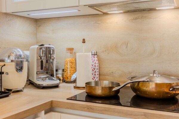 Foto van Licht appartement met airconditioning en uitzicht op zee - Antibes - Untagged