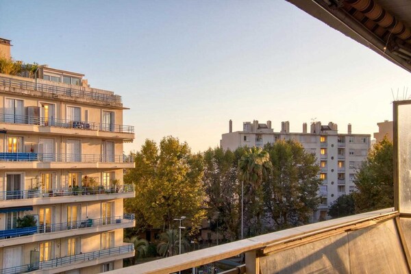 Foto van A/C 2slk/6P flat 2 min van strand - Vakantiehuis in Antibes - Untagged