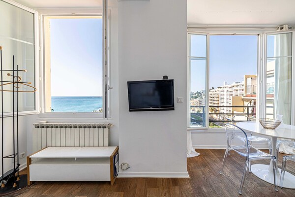 Foto van Appartement met airconditioning aan zee – Nice - Vakantiehuis in Nice - Untagged