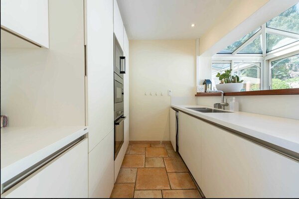 Foto van Penthouse met zeezicht en zwembad, airconditioning, 6 personen – Cannes - Untagged
