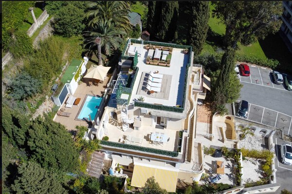 Foto van Penthouse met zeezicht en zwembad, airconditioning, 6 personen – Cannes - Untagged