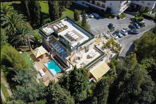 Foto van Penthouse met zeezicht en zwembad, airconditioning, 6 personen – Cannes - Untagged
