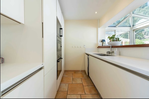Foto van Penthouse met zeezicht en zwembad, airconditioning, 6 personen – Cannes - Untagged