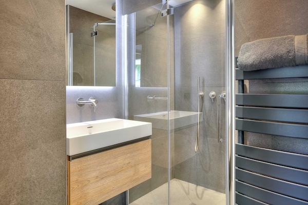 Foto van Luxe appartement met balkon - 2BR/6P - Cannes - Vakantiehuis in Cannes - 