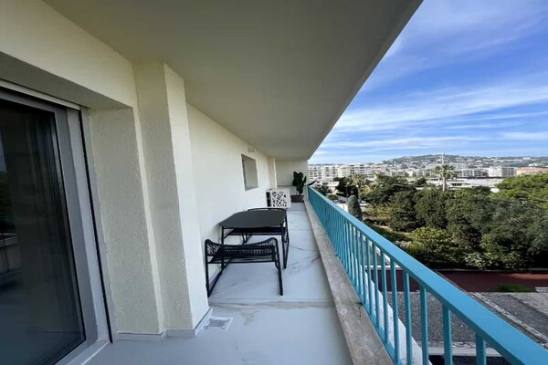 Foto van Modern appartement - 3BR- 6P - Palm Beach - Vakantiehuis in Cannes - Untagged