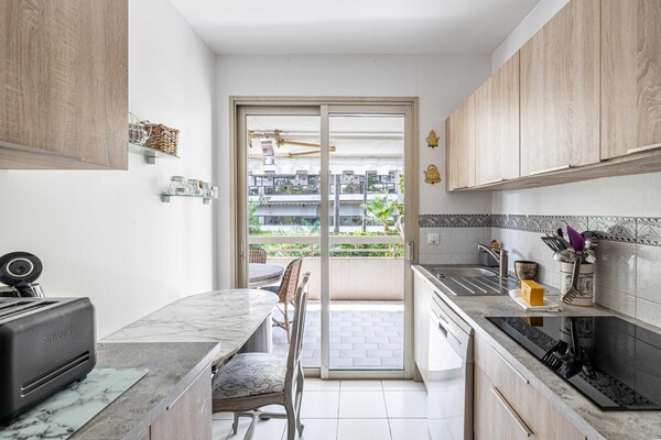 Foto van Prachtig appartement met airconditioning, 1 slaapkamer en 4 slaapkamers - Cannes - Untagged