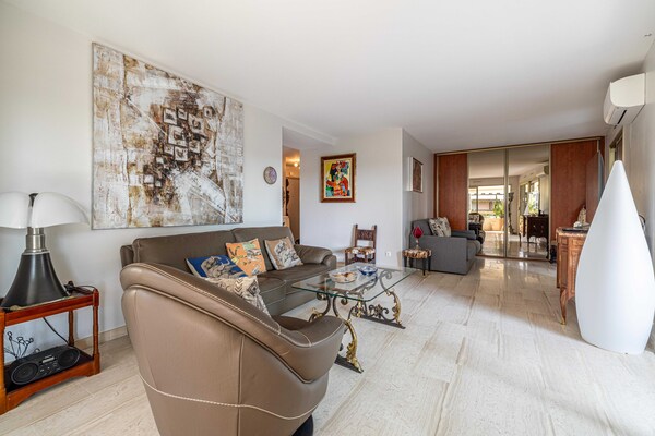 Foto van Prachtig appartement met airconditioning, 1 slaapkamer en 4 slaapkamers - Cannes - Untagged