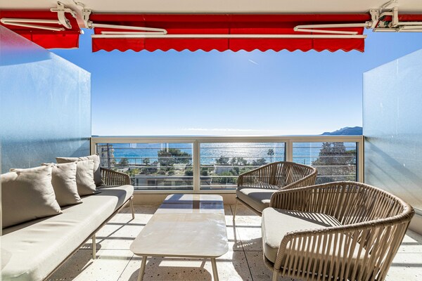 Foto van Ruim appartement met airconditioning, 2 slaapkamers en 4 slaapkamers – Cannes - Untagged