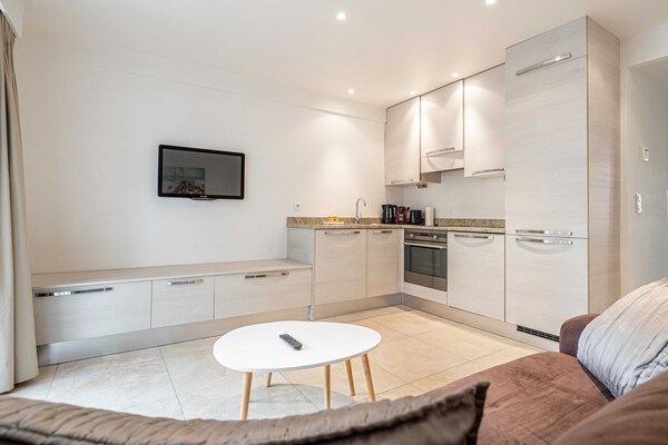 Foto van Modern appartement met airconditioning, 1 slaapkamer - 4 slaapkamers - met balkon - Untagged