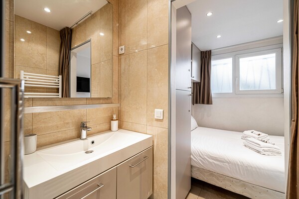 Foto van Modern appartement met airconditioning, 1 slaapkamer - 4 slaapkamers - met balkon - Untagged