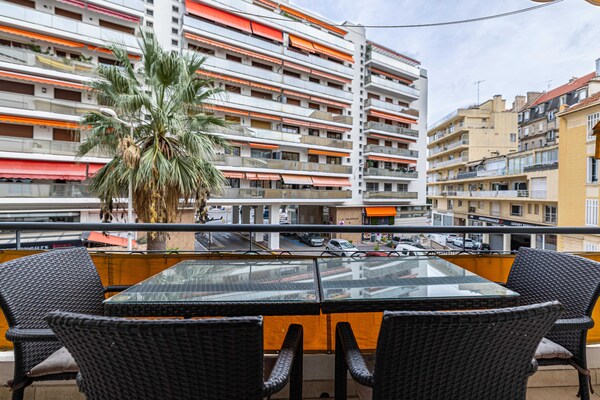 Foto van Modern appartement met airconditioning, 1 slaapkamer - 4 slaapkamers - met balkon - Untagged