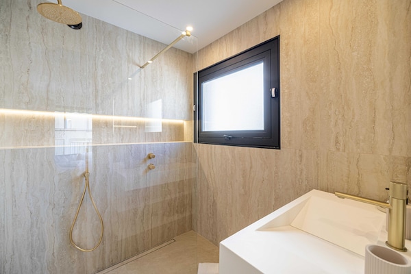 Foto van Prachtig appartement - Airconditioning - 2 slaapkamers - 5 personen - Cannes - Untagged