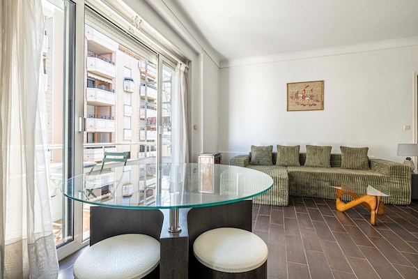 Foto van Appartement met airconditioning en balkon - 2 slaapkamers/4 personen - Cannes/Strand - Untagged
