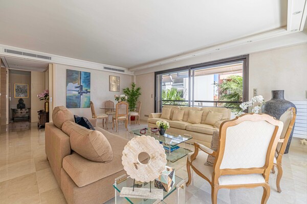 Foto van Modern appartement met airconditioning, 2 slaapkamers/4 personen - Cannes - Untagged