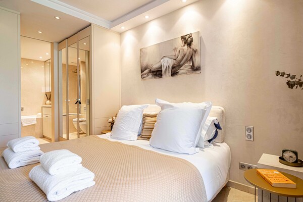 Foto van Modern appartement met airconditioning, 2 slaapkamers/4 personen - Cannes - Untagged