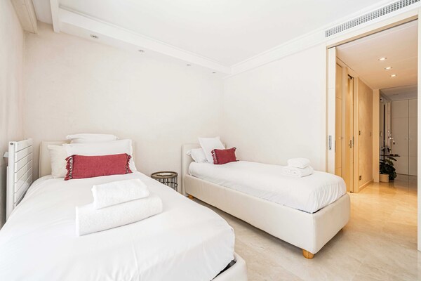 Foto van Modern appartement met airconditioning, 2 slaapkamers/4 personen - Cannes - Untagged