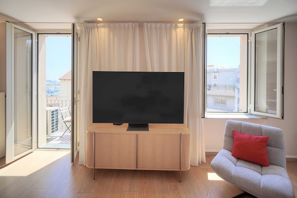 Foto van Prachtig appartement met airconditioning, 6 personen en uitzicht op zee - Cannes - Untagged