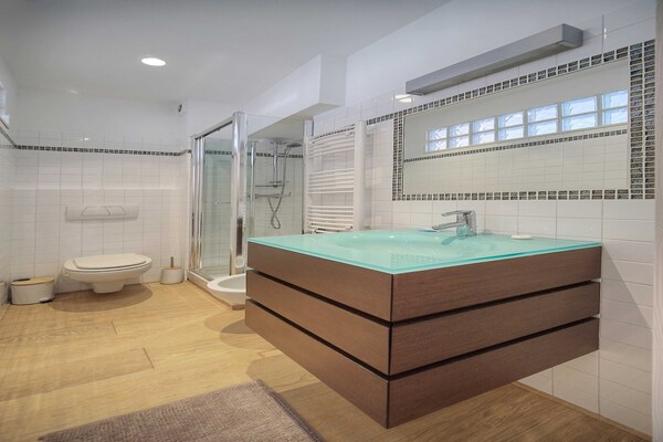 Foto van Prachtig appartement met airconditioning, 6 personen en uitzicht op zee - Cannes - Untagged