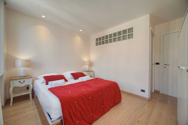 Foto van Prachtig appartement met airconditioning, 6 personen en uitzicht op zee - Cannes - Untagged