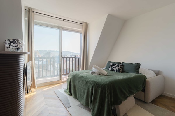 Foto van Luxe duplexwoning met 2 slaapkamers en parkeerplaats in Place Morny - Untagged