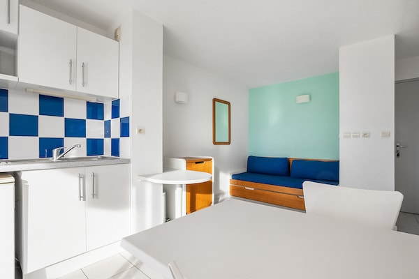 Foto van Zonnig appartement aan het water - Vakantiehuis in Agde - Kitchen