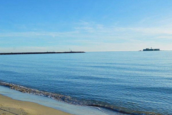 Foto van Zonnig appartement aan het water - Vakantiehuis in Agde - AreaSummer20KM