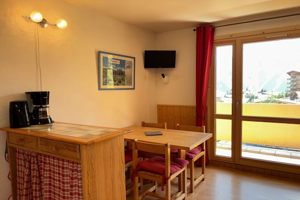 Foto van Gezellig appartement met uitzicht op de bergen in Les Deux Alpes voor 4 personen - DiningRoom