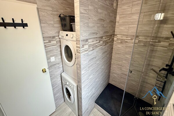 Foto van Familiecentrum met moderne voorzieningen - Vakantiehuis in Mont-Dore - BathRoom