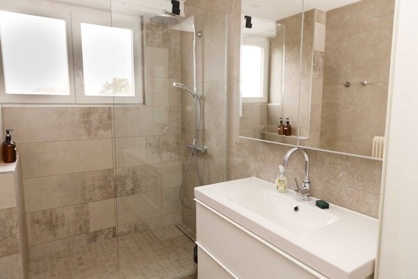 Foto van Prachtig 3-slaapkamer/6-persoons familieappartement in Straatsburg - Untagged