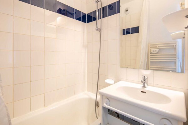 Foto van Appartement in de bergen, vlak bij de skiliften - Vakantiehuis in Tignes - BathRoom