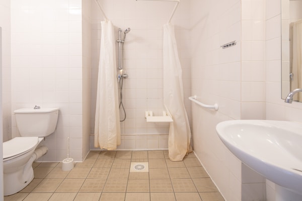 Foto van Verblijf in de Alpen met eigen balkon - Vakantiehuis in Tignes - BathRoom