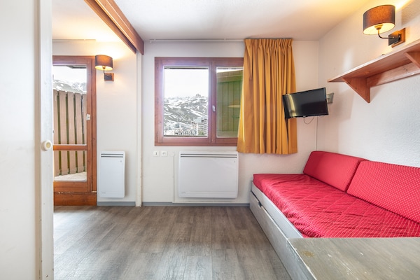 Foto van Verblijf in de Alpen met eigen balkon - Vakantiehuis in Tignes - LivingRoom