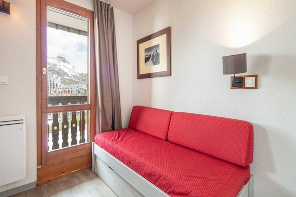 Foto van Gezellig toevluchtsoord met uitzicht op de bergen - Vakantiehuis in Tignes - LivingRoom