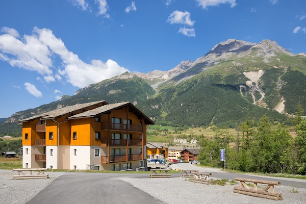 Foto van Appartement in Val Cenis met uitzicht op de bergen - Outdoor