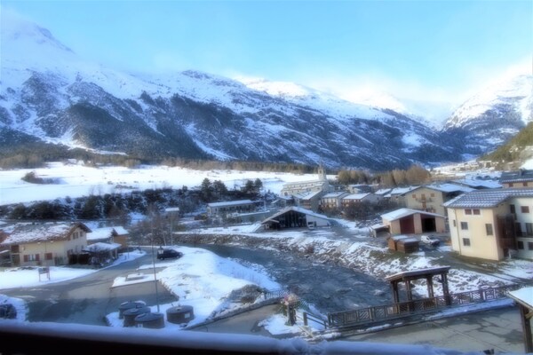 Foto van Appartement op 50 m van de gondel - Vakantiehuis in Val Cenis - TerraceBalcony