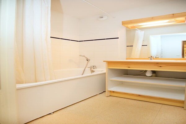 Foto van Appartement op 50 m van de gondel - Vakantiehuis in Val Cenis - BathRoom