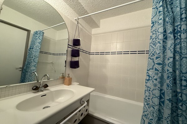 Foto van Appartement met uitzicht op de bergen in Modane - Vakantiehuis in Modane - BathRoom