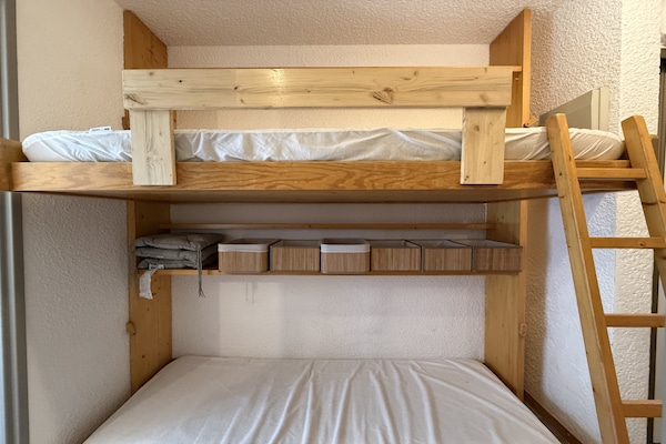 Foto van Appartement met uitzicht op de bergen in Modane - Vakantiehuis in Modane - BedRoom