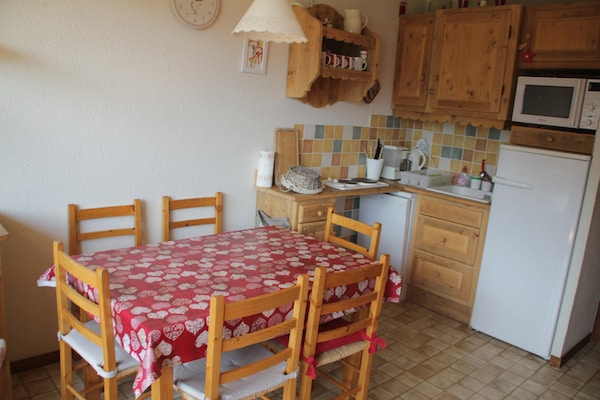 Foto van Appartement in de wijk Vonnes in Châtel - Vakantiehuis in Châtel - DiningRoom