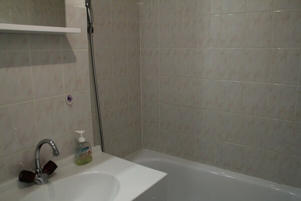 Foto van Fushia FU4Bis NATURE & QUIET 4 Pers. - Vakantiehuis in Châtel - BathRoom