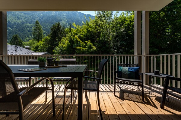 Foto van Appartement in Chamonix met groot balkon - Vakantiehuis in Chamonix-Mont-Blanc - TerraceBalcony