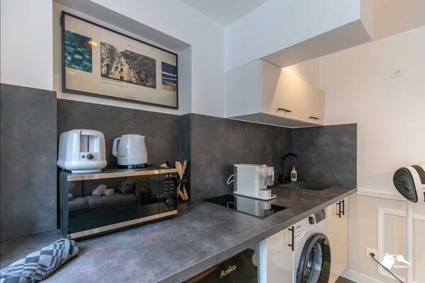 Foto van Luxe appartement met 1 slaapkamer en 4 zitplaatsen in het hart van Parijs. - Untagged