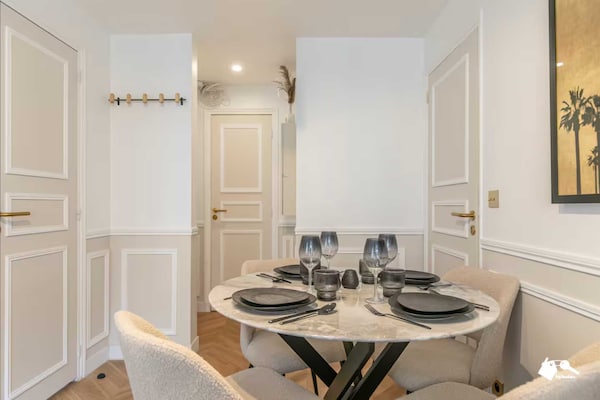 Foto van Luxe appartement met 1 slaapkamer en 4 zitplaatsen in het hart van Parijs. - Untagged