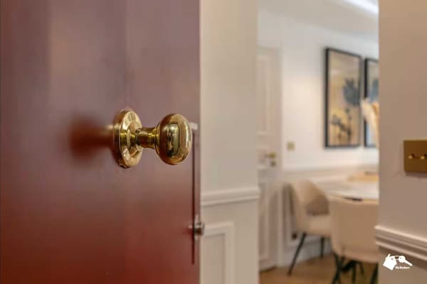 Foto van Luxe appartement met 1 slaapkamer en 4 zitplaatsen in het hart van Parijs. - Untagged
