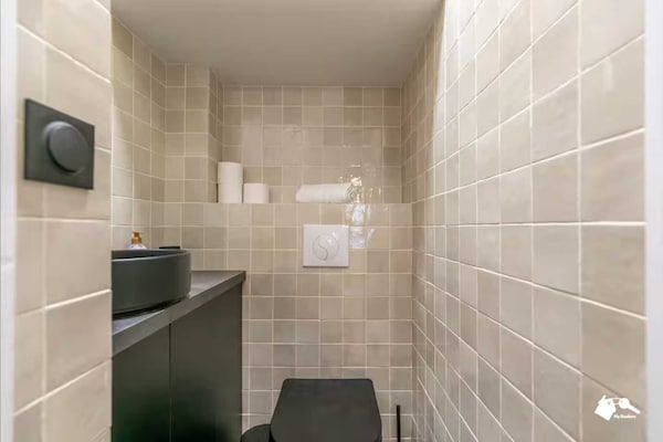 Foto van Luxe appartement met 1 slaapkamer en 4 zitplaatsen in het hart van Parijs. - Untagged