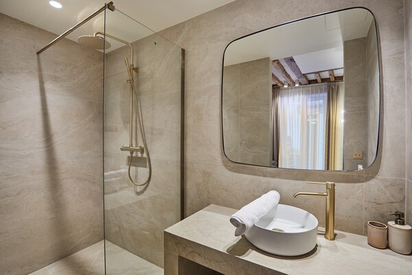 Foto van Subliem appartement Rue Royale/Madeleine - Vakantiehuis in Paris - 