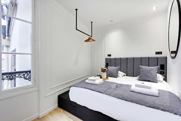 Foto van Luxe appartement met airconditioning in het centrum van Parijs - Untagged