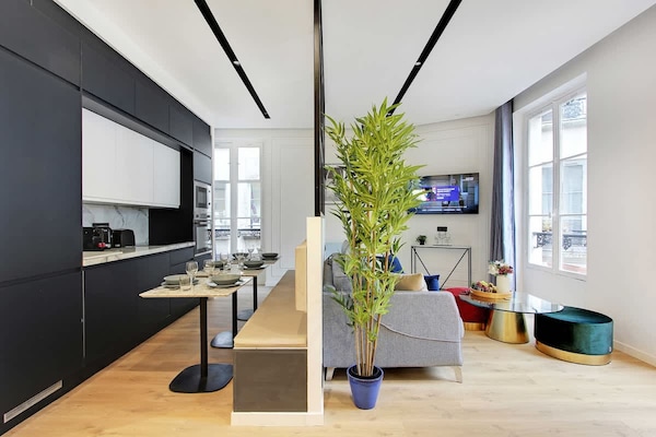 Foto van Luxe appartement met airconditioning in het centrum van Parijs - Untagged