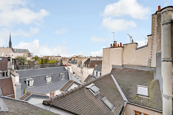 Foto van Prachtige duplex 1BR/4P – Notre-Dame - Vakantiehuis in Paris - Untagged